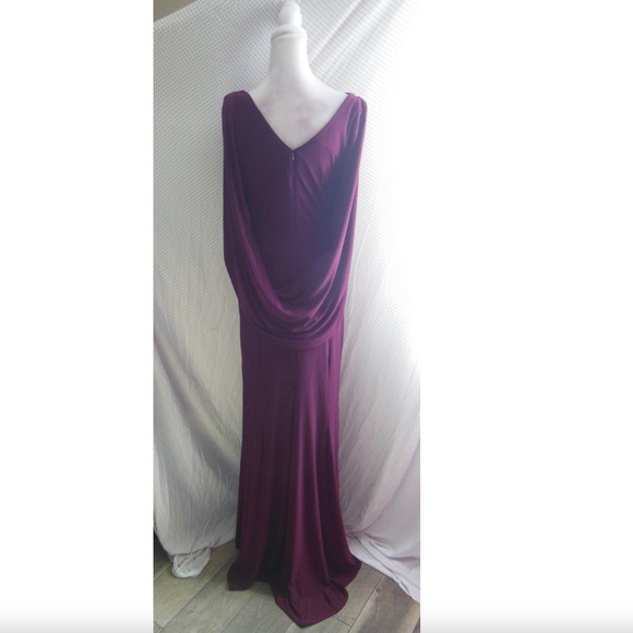 NEW Betsy & Adam BURGUNDY Cape Long Sleeve RUCHED Trumpet EVENING GOWN 10 - Picture 8 of 12